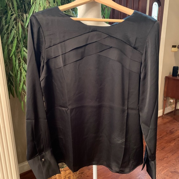 NWT - banana republic classic - bought too small - Picture 2 of 7